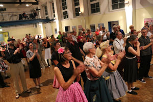 2018-11-17 5. Dormagener Boogie meets Swing Night 1074_300