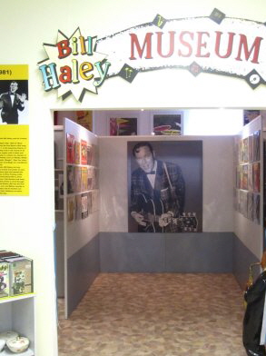 2011-03-03 Bill Haley-Museums - Muenchen1001_400